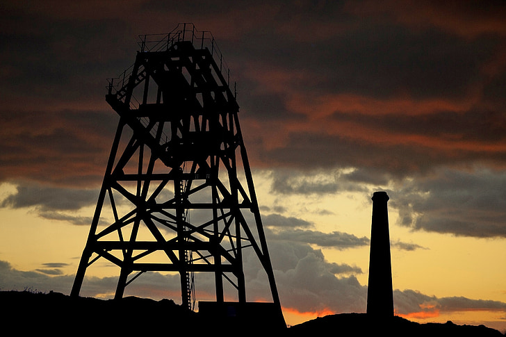 drilling tower, chimney, factory, building, red, sky, clouds