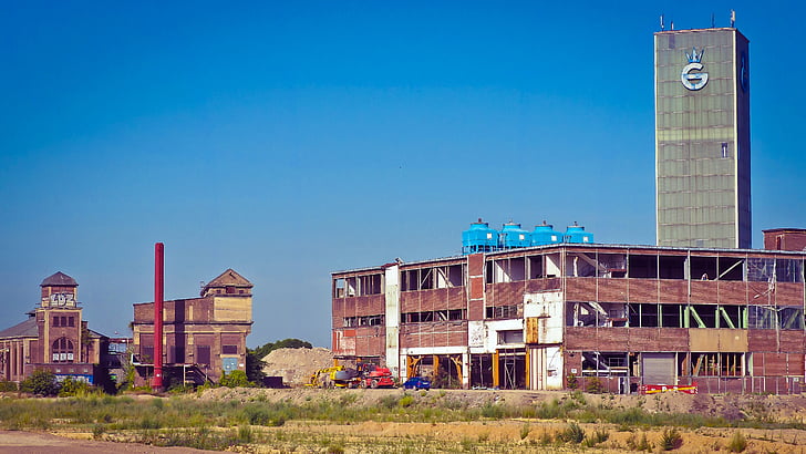het platform, fabriek, oude fabriek, industrie, gebouw, ruïne, fabrieksgebouw