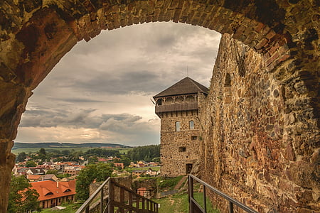 Fiľakovo, Castello di fiľakovský, Castello di fiľakovský, Castello, rovine, le rovine del castello, Slovacchia