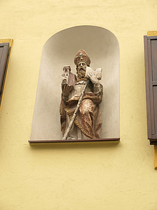 fürstenfeld, klostergasse, augustinerhof, christian, saint, statue, sculpture