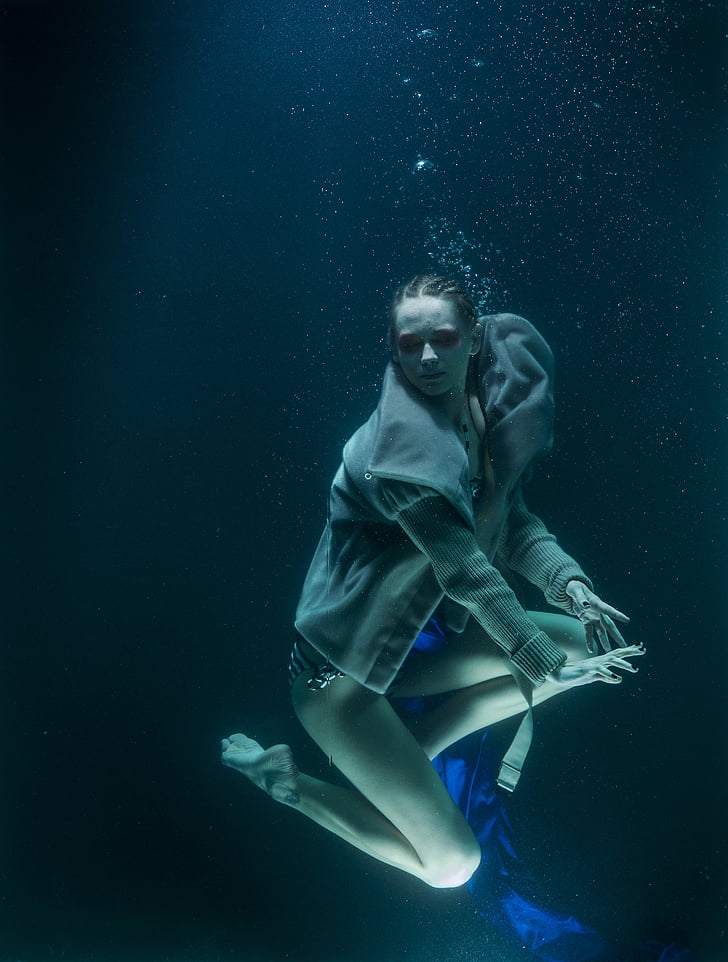 under water, fashion, woman, increased, water, tank, fine art