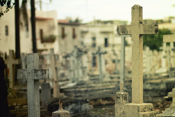 Cimitero, Croci, Cimitero