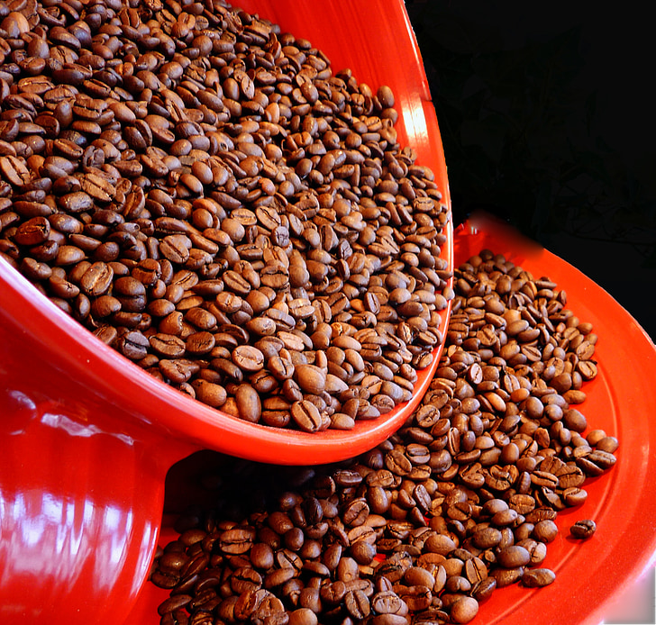 café, grains de café, arôme, caféine, torréfié, torréfaction, haricots