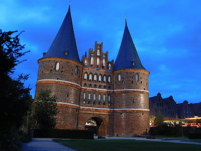 Lübeck, Holštýnské brány, historicky, hanzovní město, cíl, hanzovní liga, zajímavá místa
