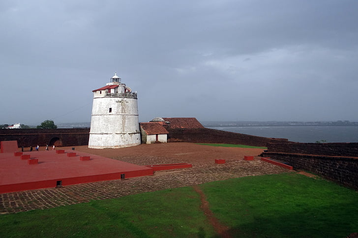 Aguada fort, világítótorony, Portugál fort, században, Arab-tenger, Goa, Aguada