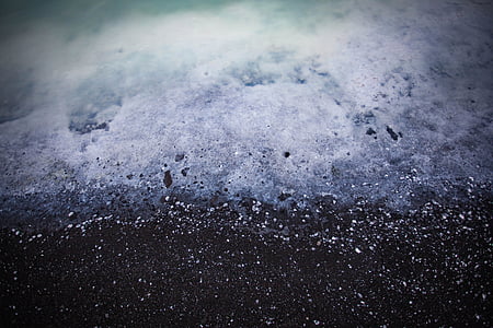μαύρο, Άμμος, λευκό, αφρώδες υλικό, παραλία, στη θάλασσα, νερό