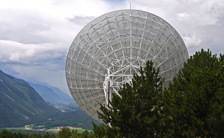 radio telescope, satellitenbeoabachtung, switzerland, valais, rhone valley, leuk, parabolic mirrors