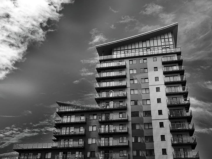 Appartement, het platform, balkon, zwart-wit, gebouw, stad, centrum