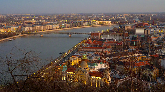 Budapešť, Maďarsko, Západ slunce, světla, Dunaj, Panorama, světlo lampy