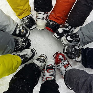 Ski, Schnee, Boot, Stiefel wieder vereint, Skischuhe, Kreis, menschlichen Körperteil