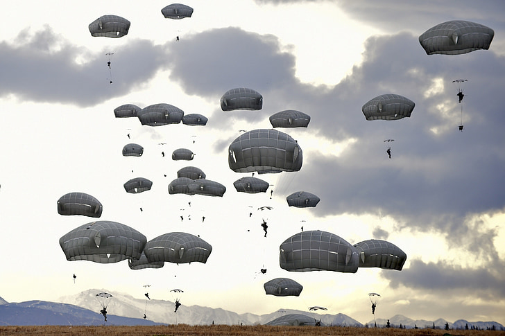Parachute, opleiding, parachutespringen, springen, militaire, Airborne, vliegtuig