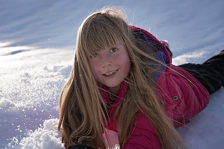 Tüdruk, inimese, talvel, lumi, välja, loodus, värske õhu