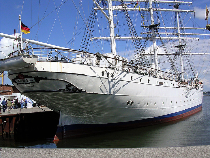 Port, Stralsund, statek żaglowy, okręt-muzeum, Gorch fock, morskie statku, morze