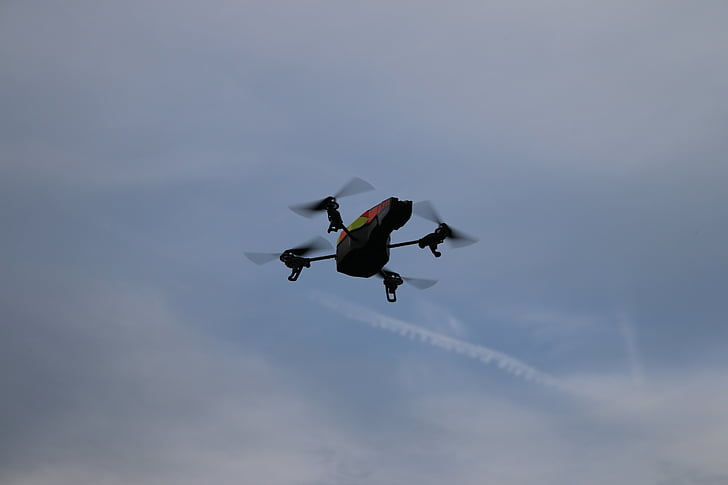 Drone, Drone volando, tecnología, aéreo, remoto, helicóptero, cámara