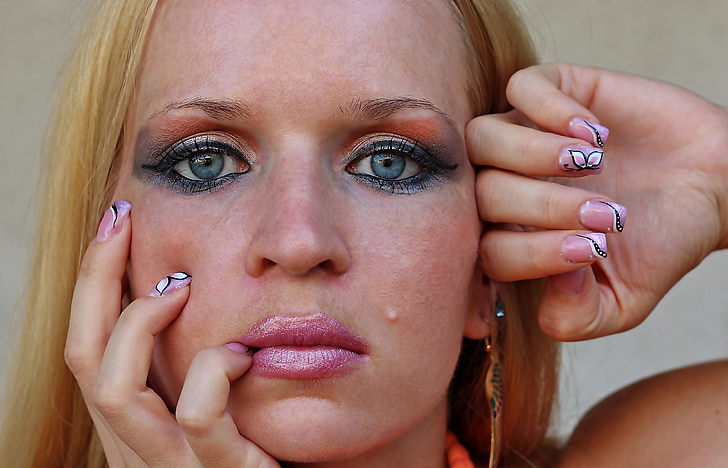 oranžový make-up, Žena, sperma v obličeji, oči, make-upu, nehty, ženy