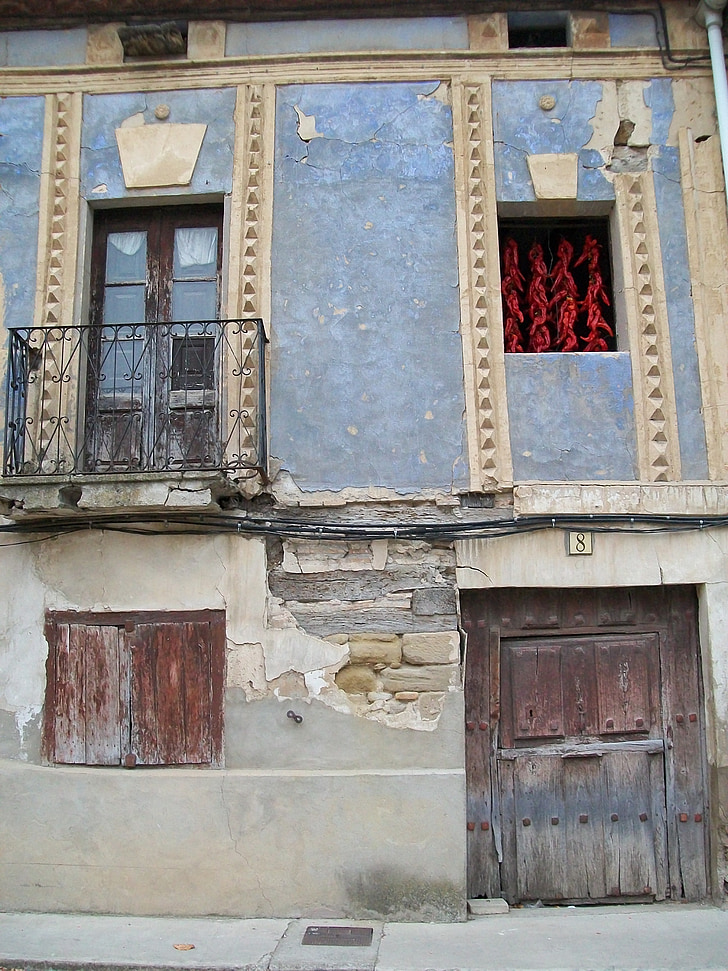 døren, Casa antica, chili peppers, Spania