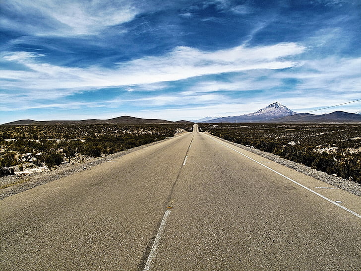 Боливия, Сахама, дорога