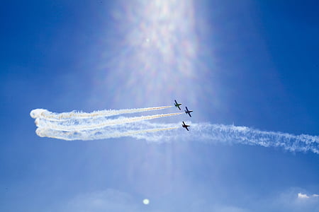 Patrulla aguila, Spanien, stridsflygplan, Sliač, flygdagar, blå himmel, flygplan