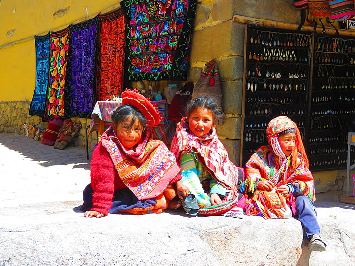 dzieci, ubrania tipic, Peru, ludzie