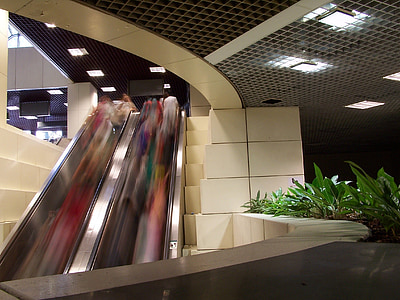 Centre commercial, escalator, mode de vie, gens, entreprise, urbain, bâtiment