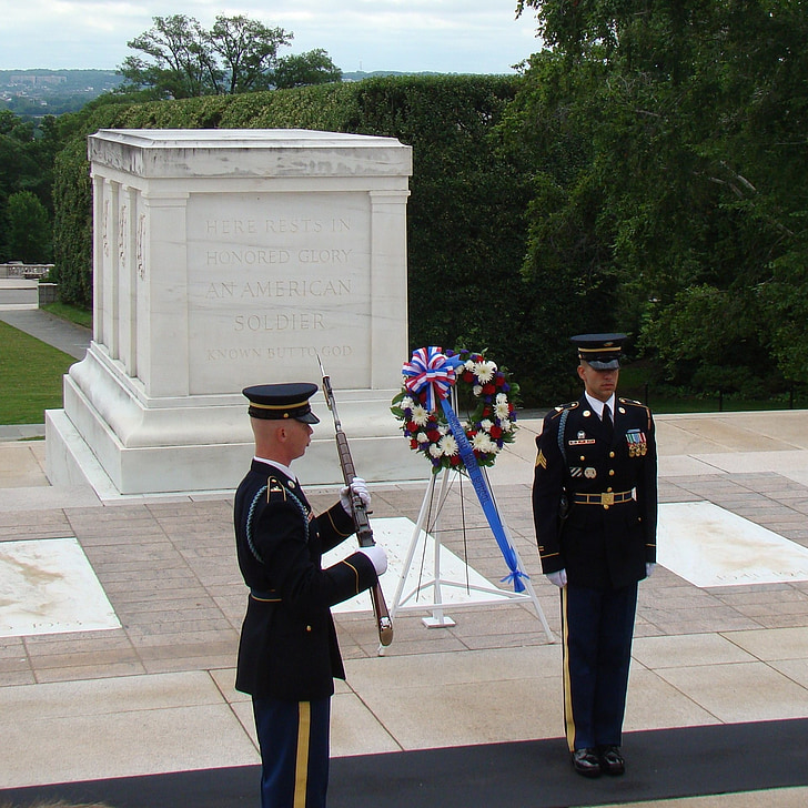 ismeretlen katona sírja, Arlington cemetery, őrségváltás, US marines, Washington dc, emlékmű