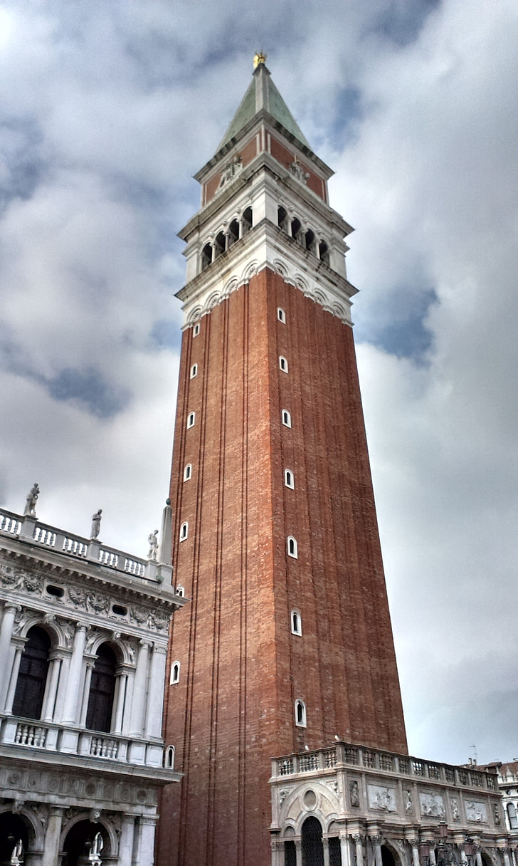 Venecija, San marco, Nuplaukus, bokštas