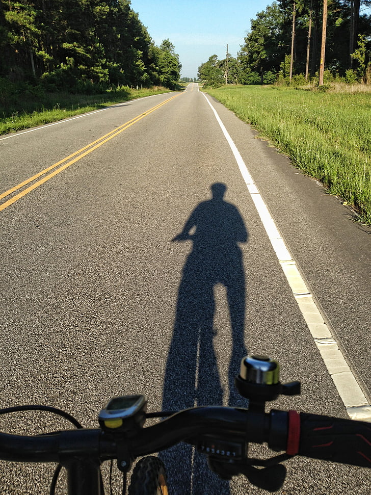 cień kolarz, wiejskiej drodze, jazda na rowerze, drogi, rowerzysta, cień, rowerów