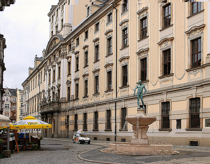 monument, fountain, fencer, wrocław, university of wroclaw, the edifice, building