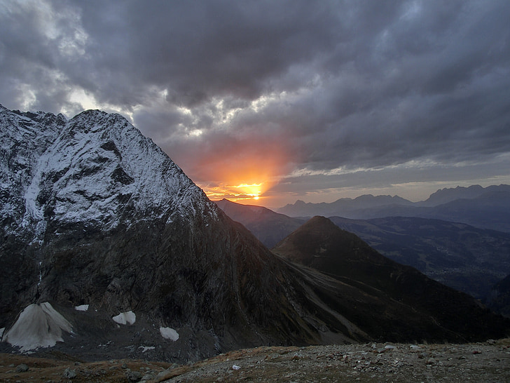 matahari terbenam di pegunungan, Mont blanc, pegunungan