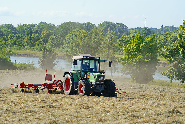 traktorit, Hay, Ota yhteyttä, Elbe puolella canal, FENDT, Hay Pöyhin, maatalous