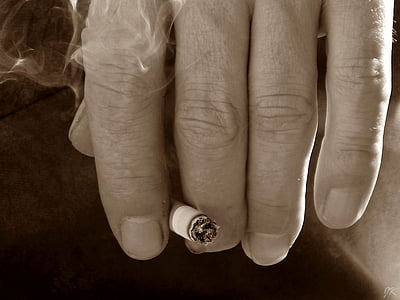 ręka, dym, papieros, paznokcie, makro