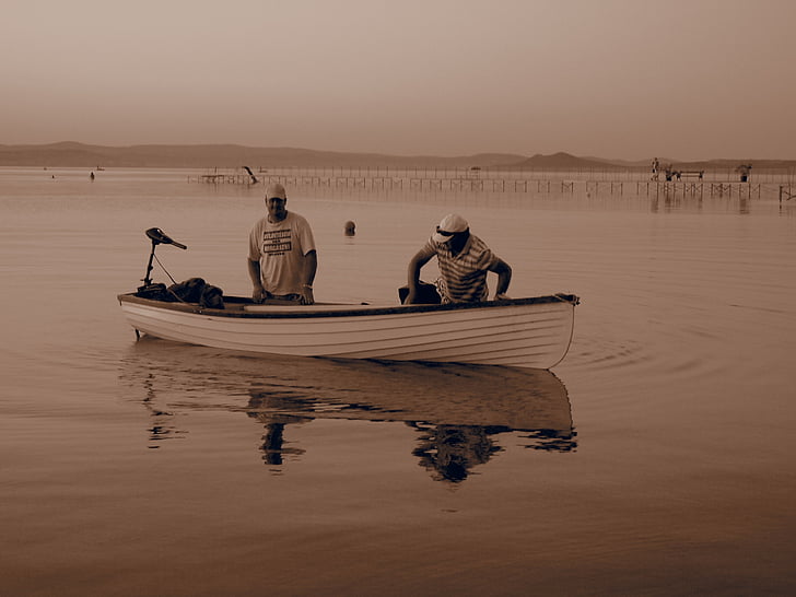 Lago Balatón, pescadors, régiesítve de fotos d'avui