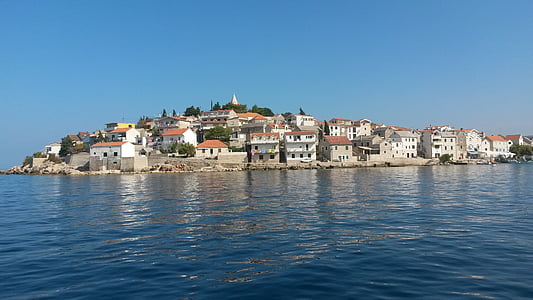 Primosten, Chorwacja, wakacje, żagiel, wody, Latem, Morza Śródziemnego
