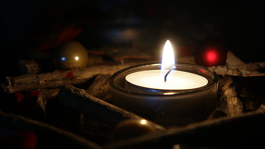 svíčka, světlo svíček, plamen, atmosférické, Adventní, Čajová svíčka, vypalování