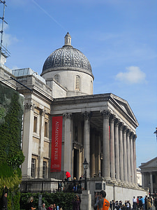 London, Anglija, Trafalgar square, turistična atrakcija