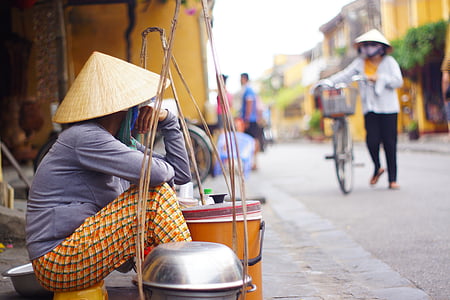 Vietnameză, furnizor, vânzător, strada, oameni, culturi, scena urbană