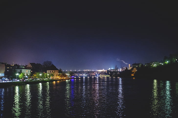 mesto v noci, rieka, Most, Urban, Panoráma mesta, moderné, cestovný ruch