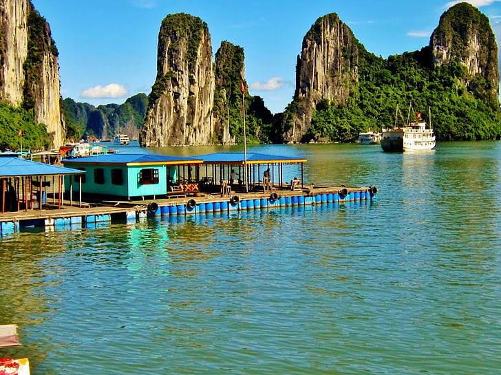 Halong, Bay, Zátoka Ha Long, Vietnam, voda, hory, plovoucí dům