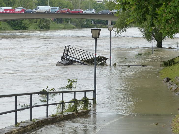 υψηλή περιεκτικότητα σε νερό, δρόμος, κλειδωμένο, ζημιά, ζημιές από πλημμύρες, καταστροφή, Δούναβης