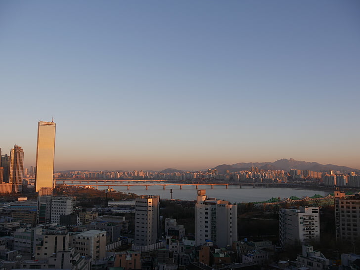 Sông Hàn, Seoul, 6 tòa nhà thứ ba