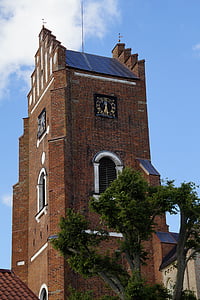 Vadstena, Suècia, Vättern, nucli antic, edifici, Històricament, l'església