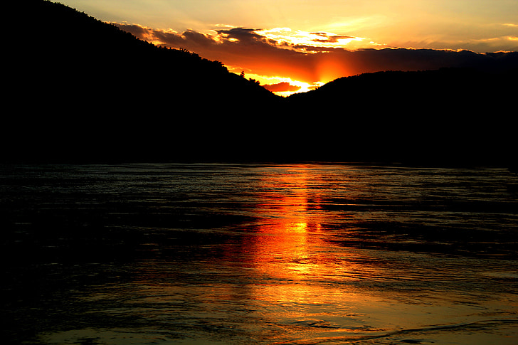 พระอาทิตย์ตก, ทะเลสาบ, ภูมิทัศน์สวยงาม, มีสีสัน, ธรรมชาติ, ท้องฟ้า, น้ำ