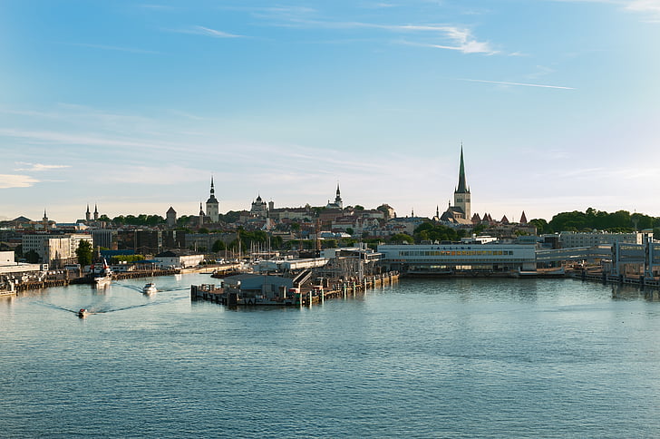 Tallin, Észtország, Skyline, tenger, Sky, táj, nézet