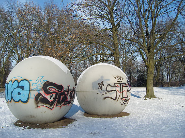zimowe, Claes oldenburg, Rzeźba, Münster, Aasee, graffiti, śnieg