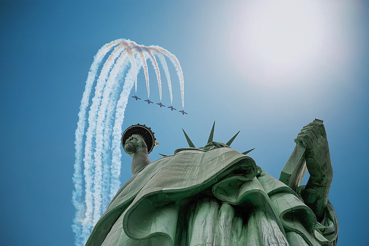 statue of liberty, planes, jets, formation, loop, fly, liberty enlightening the world