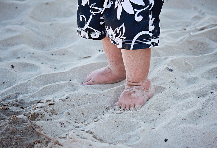 kājām, pirkstiem, basām kājām, smilts, pludmale, cilvēki, āda