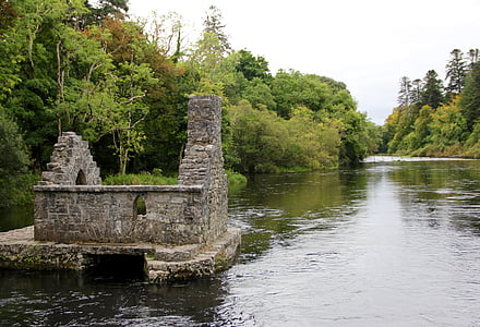 Manastır, nehir, Hıristiyan, İrlanda, İrlandalı kültür, Hıristiyanlık, Orman