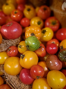 tomato, vegetable, fresh, natural, green, red, display