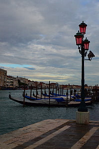 Velence, Olaszország, víz, csatorna, Bay, felhők, Helyenként felhős