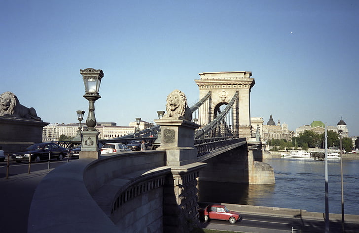 Budapest, Bridge, kurva